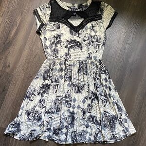 Rare Alice in Wonderland dress